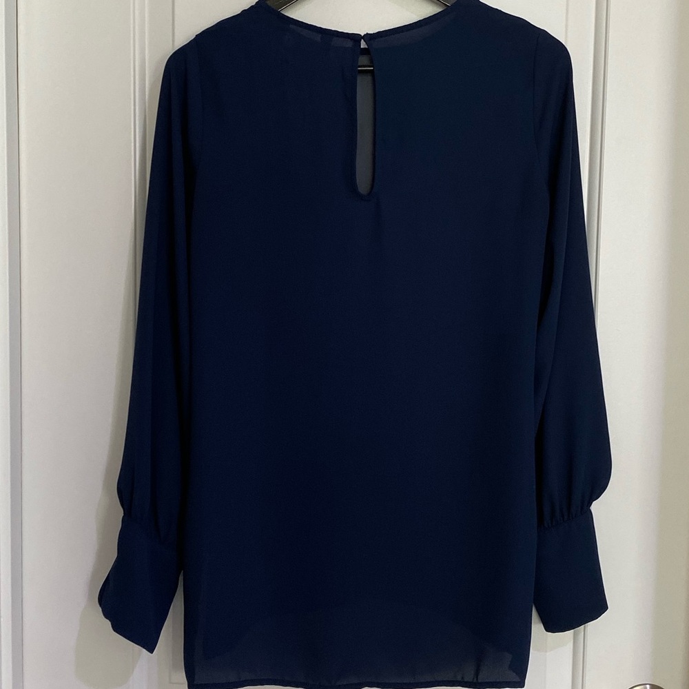 Express Blouse - Picture 2 of 2
